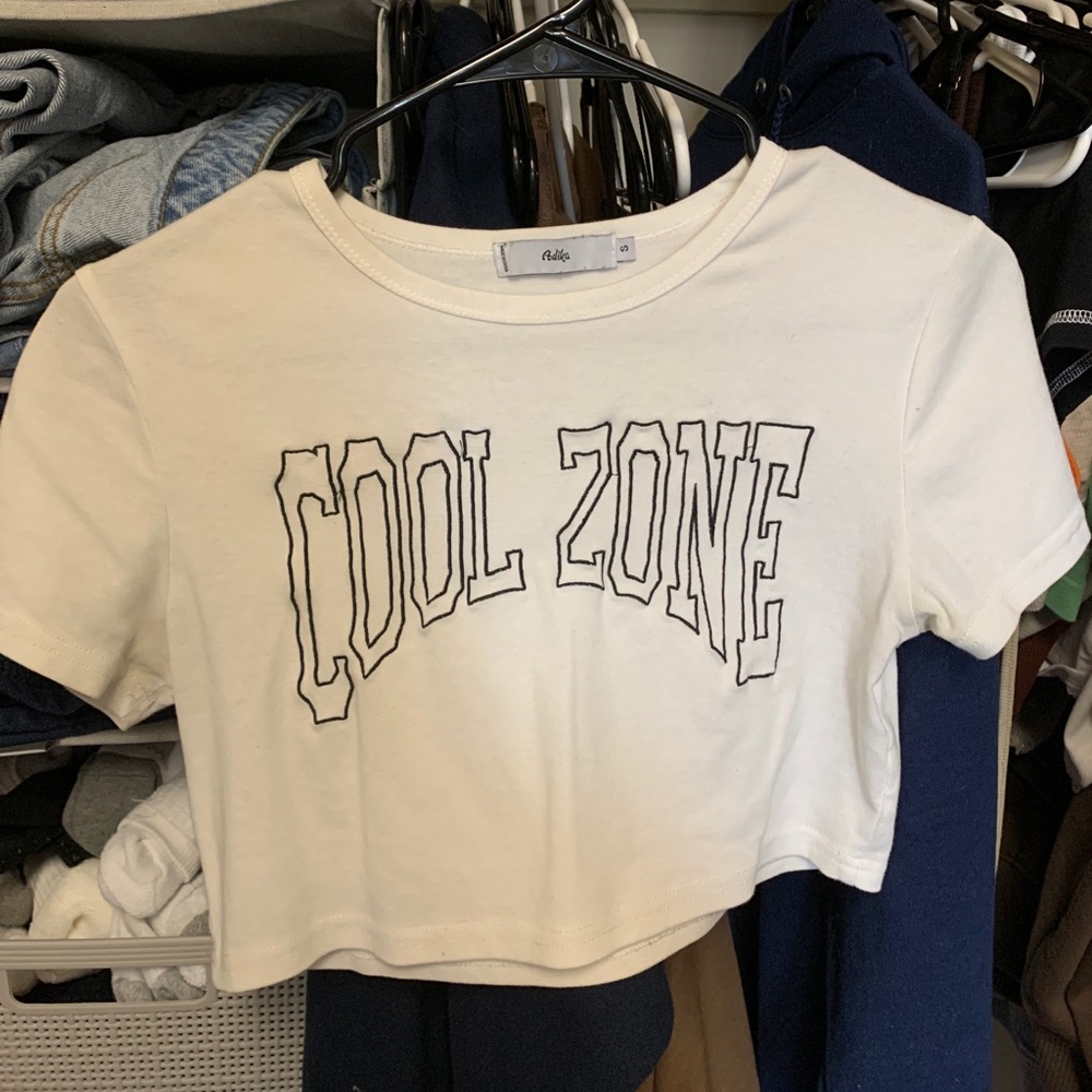 Adika Cool Zone Cropped Teeshirt